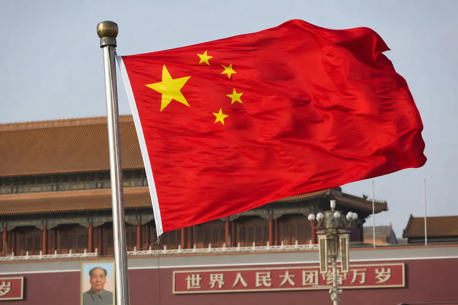 La Cina\u00A0avverte Trump: «Non giocate col fuoco».\u00A0Pechino alza i toni con\u00A0Washington dopo il caso della nave\n