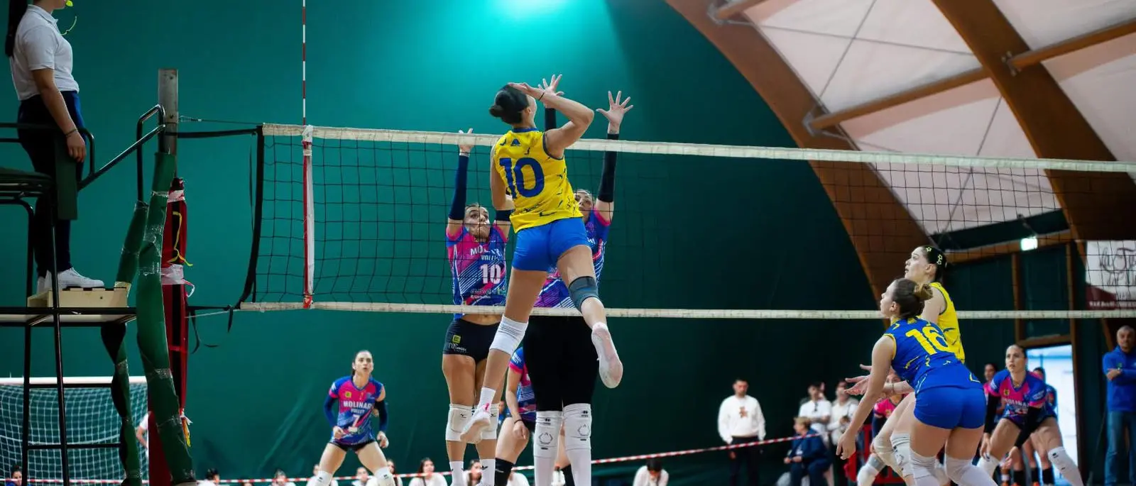 La Pallavolo Rossano cede solo al tie-break: la Supercoppa del Sud va a Trani\n