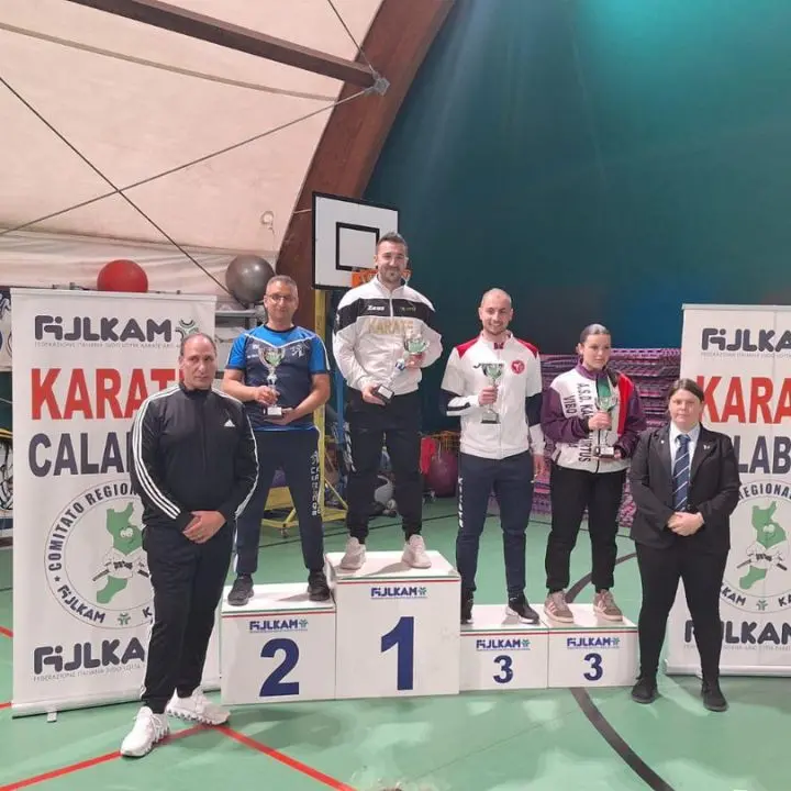 Karate, al PalaBorsellino le qualificazioni al Campionato italiano cadetti Fijlkam: Virtus Vibo protagonista\n