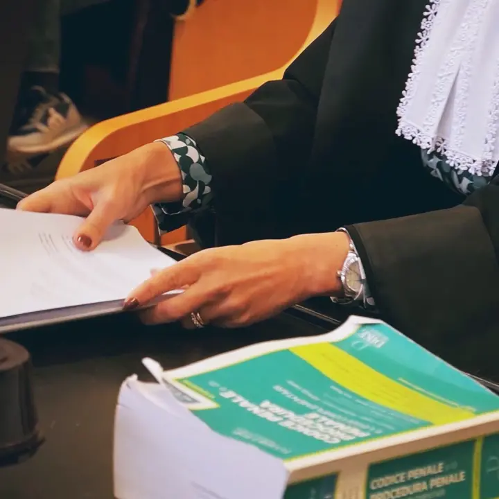 Tribunale di Cosenza, penalisti contro il front office: «Difesa penalizzata, serve un’adunanza generale»\n