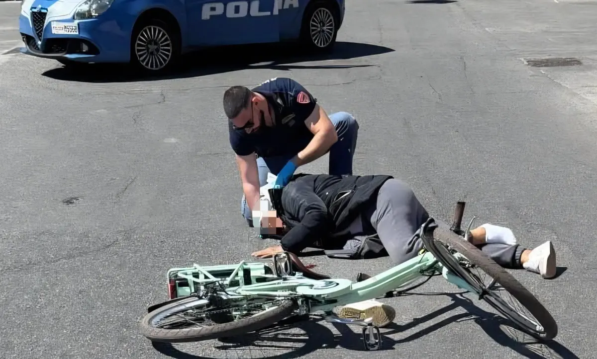 Gioia Tauro, polizia salva\u00A0una donna ferita a seguito di una caduta dalla bicicletta\n
