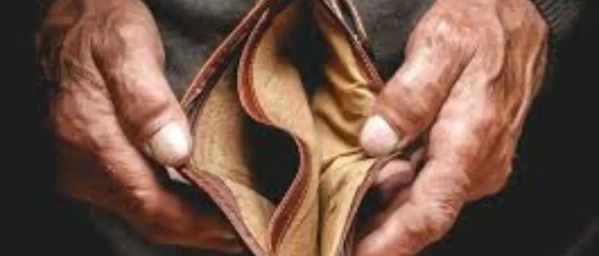 Si fingono carabiniere e pubblico ministero per\u00A0truffare un anziano disabile: due arresti a Trebisacce\n