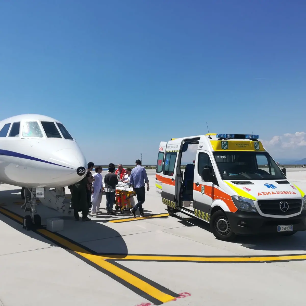 Da Reggio Calabria a Genova, bimba di 5 anni trasferita d’urgenza al Gaslini con un volo dell’Aeronautica\n