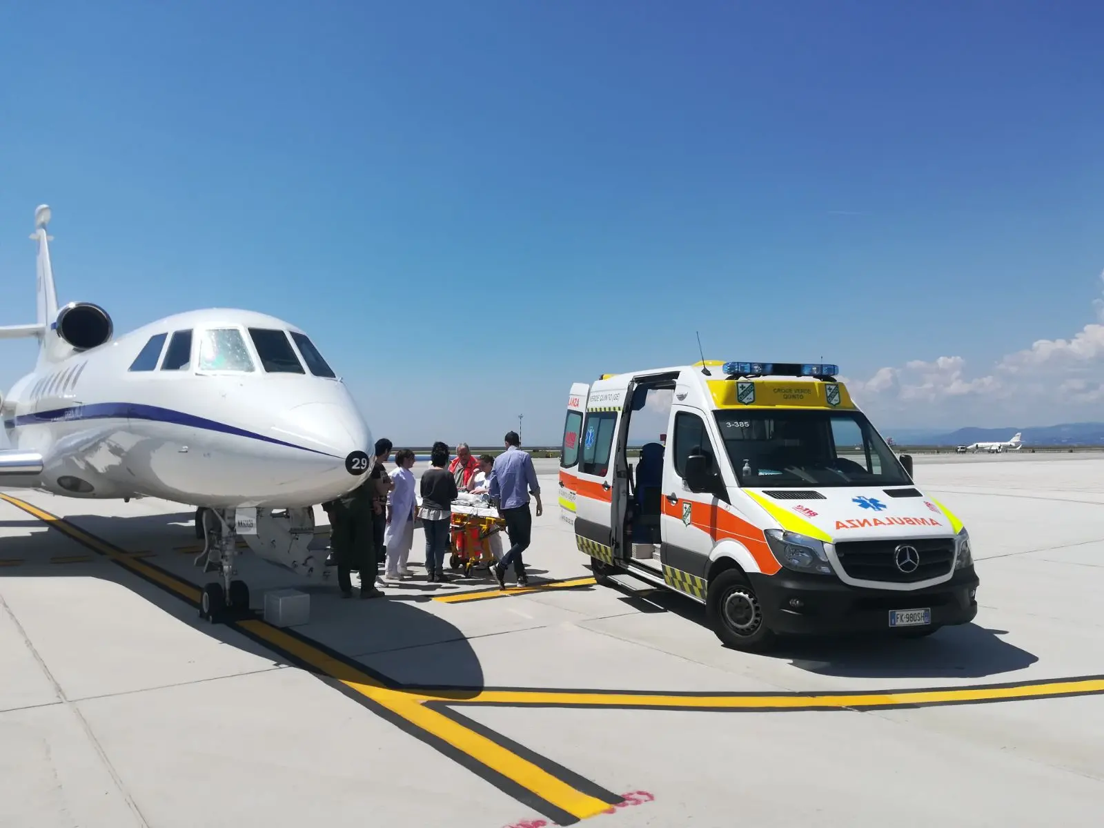 Da Reggio Calabria a Genova, bimba di 5 anni trasferita d’urgenza al Gaslini con un volo dell’Aeronautica\n