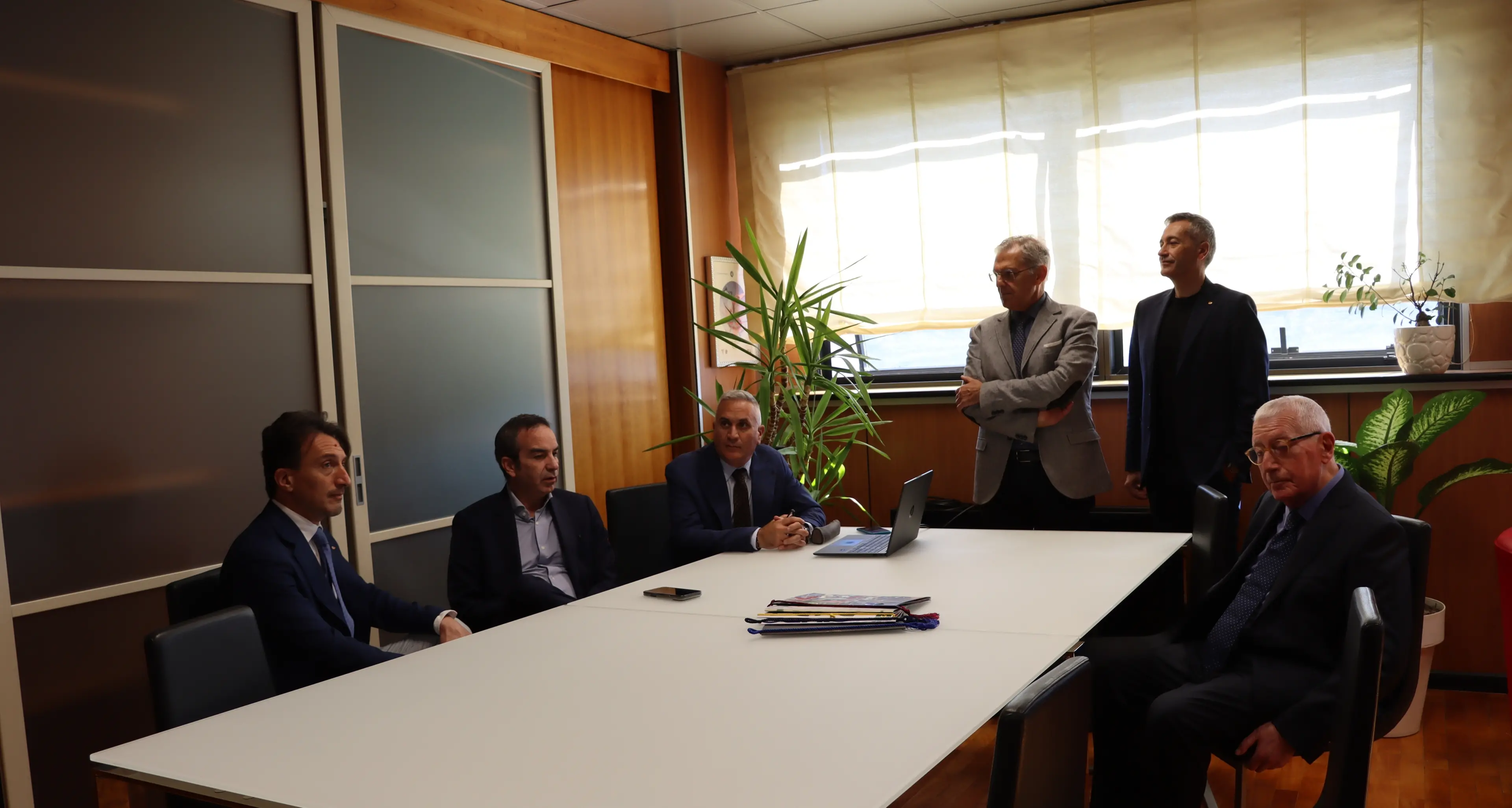 Nuovo ospedale Hub, summit all’Unical: Occhiuto presenta il progetto, Rende verso il parere decisivo