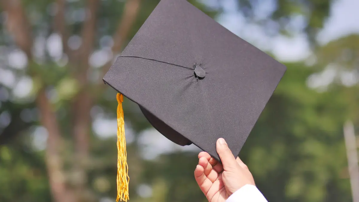Il backgound familiare condiziona ancora gli studi dei ragazzi calabresi: solo il 13% di chi ha genitori con licenza media si laurea\n