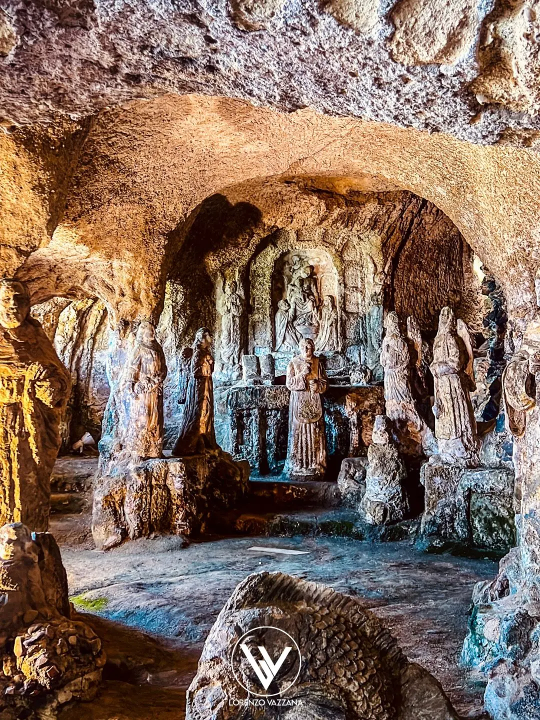 Nel respiro di pietra, l’anima di Piedigrotta\n