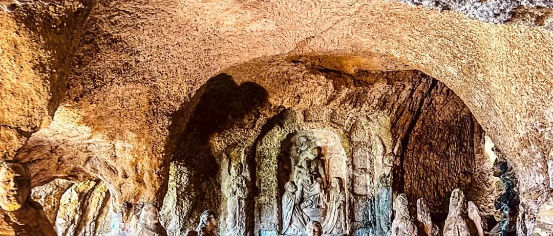 Nel respiro di pietra, l’anima di Piedigrotta\n