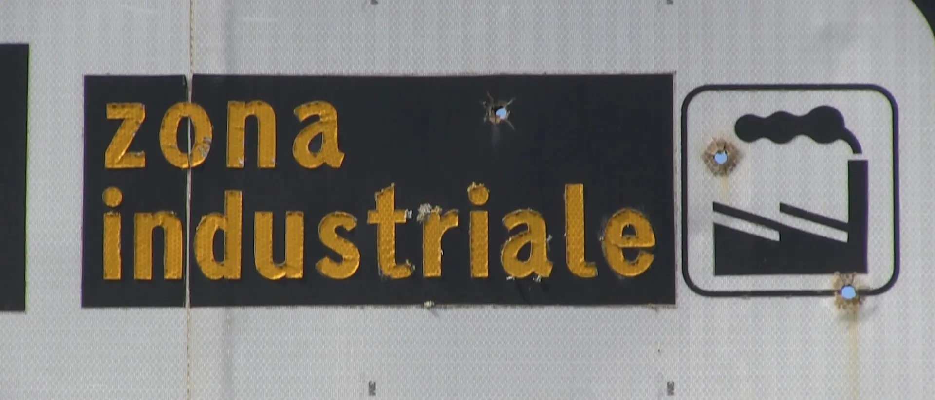 Raid criminali contro aziende di\u00A0Vibo, Forza Italia: «Città sotto attacco, non abbassiamo la testa»\n