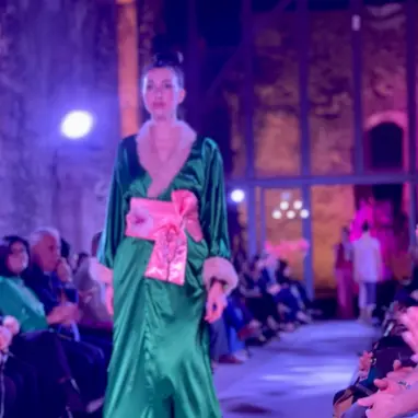 Hanami al Castello Svevo di Cosenza: la South Italy Fashion Week celebra dieci anni e interroga il futuro\n