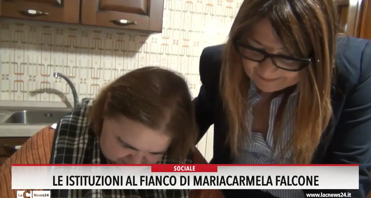 Le istituzioni al fianco di Mariacarmela Falcone