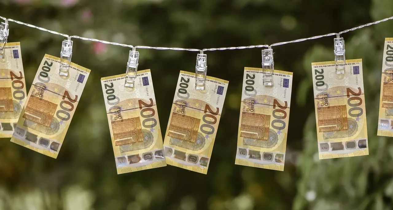 ’Ndrangheta, il “bancomat segreto” delle banche: così i clan compravano liquidità e potere al Nord\n