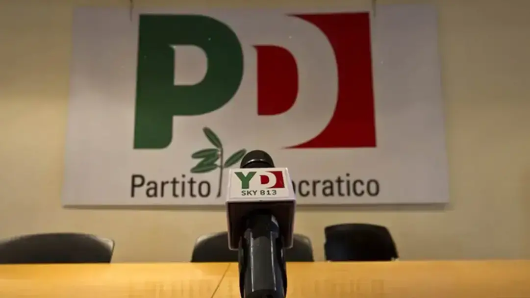 <p>Si dimettono i segretari del Pd Marche e Veneto. E in Calabria le <span style=\"color:hsl(0, 75%, 60%);\">chat sono bollenti</span></p>