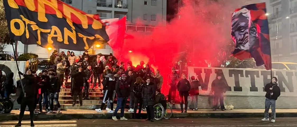 Cosenza, la protesta degli ultrà contro Guarascio non conosce tregua