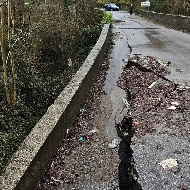 Crollo sulla SP\u00A081, sollecitati interventi urgenti per la viabilità di Mendicino, Cerisano, Castrolibero e Marano