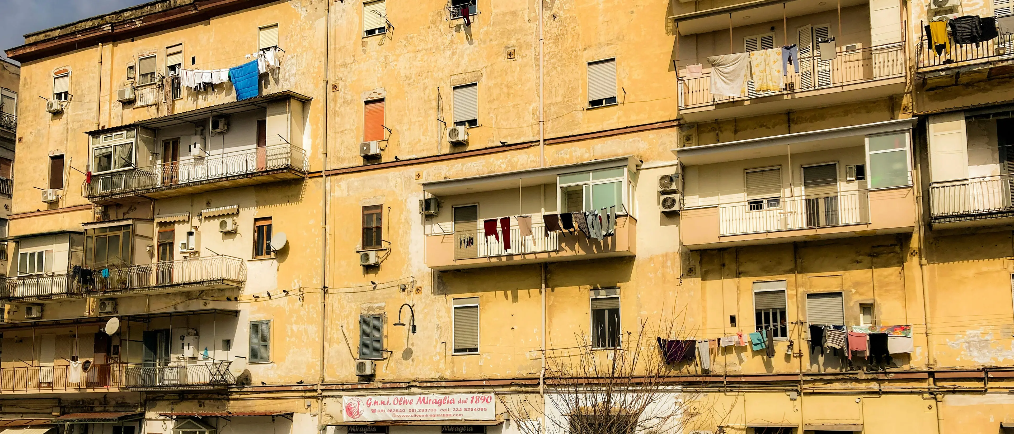 Case popolari a pezzi: in Calabria\u00A02mila alloggi fatiscenti (e vuoti)\u00A0e 15mila da ristrutturare con urgenza\n