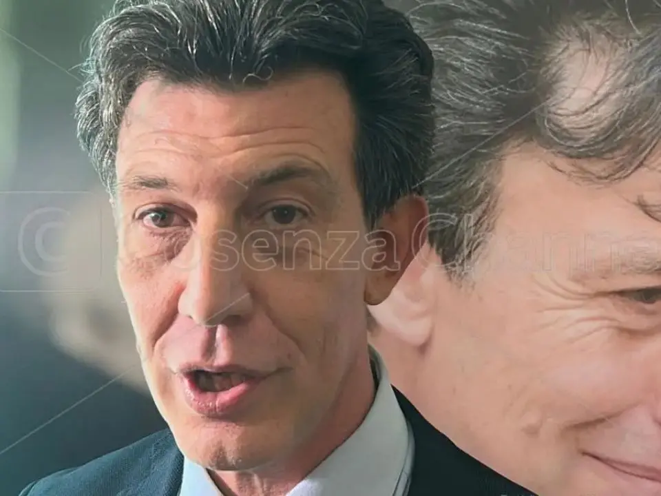 Comunità energetica a Rende, Ghionna attacca Cuzzocrea: «Modello sbagliato»