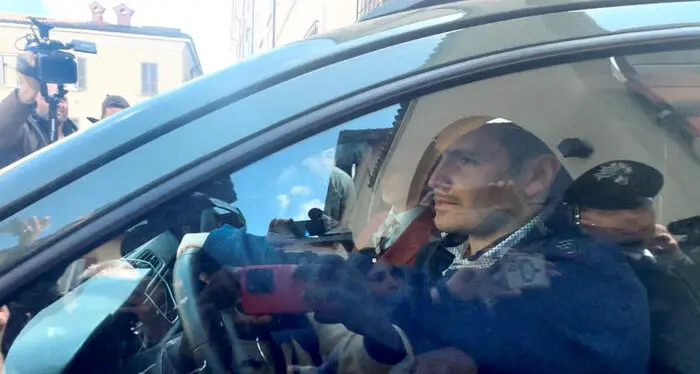 Garlasco, Marco Poggi in Procura come testimone: «Mai visto con Andrea Sempio video intimi di Chiara»\n