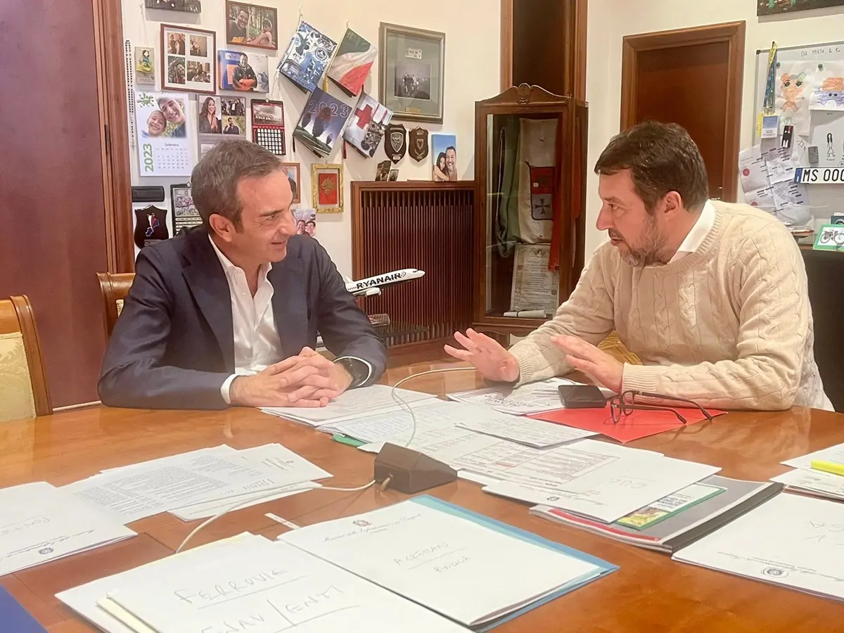 Il Ponte fa litigare Salvini e Occhiuto: scontro sulle nomine nel consiglio d'amministrazione della Stretto di Messina\n