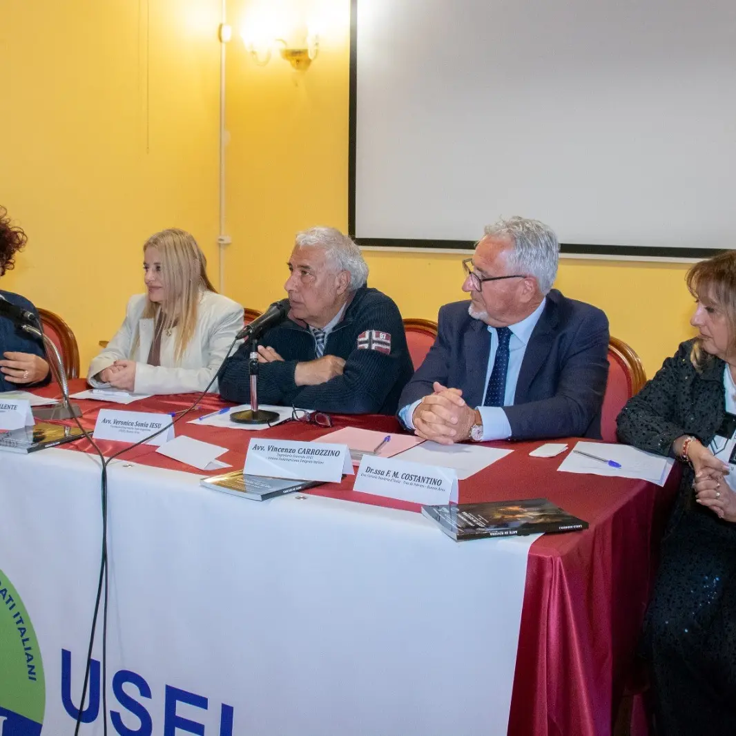 Cetraro, in un convegno l’Usei rimarca l’importante ruolo della donna nella politica italiana e internazionale\n