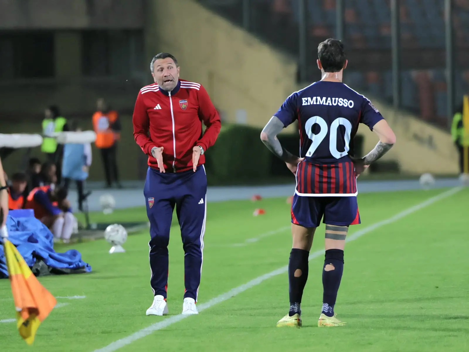 Il Cosenza affonda nei playoff: stagione chiusa tra delusione e contestazione