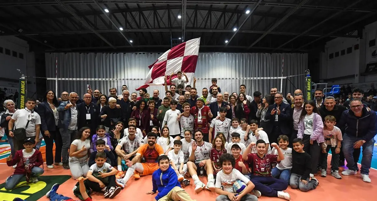 Domotek vince la gara 1 della finale per l’A2: al palaBenvenuti contro Belluno finisce 3 a 1\u00A0\u00A0\n