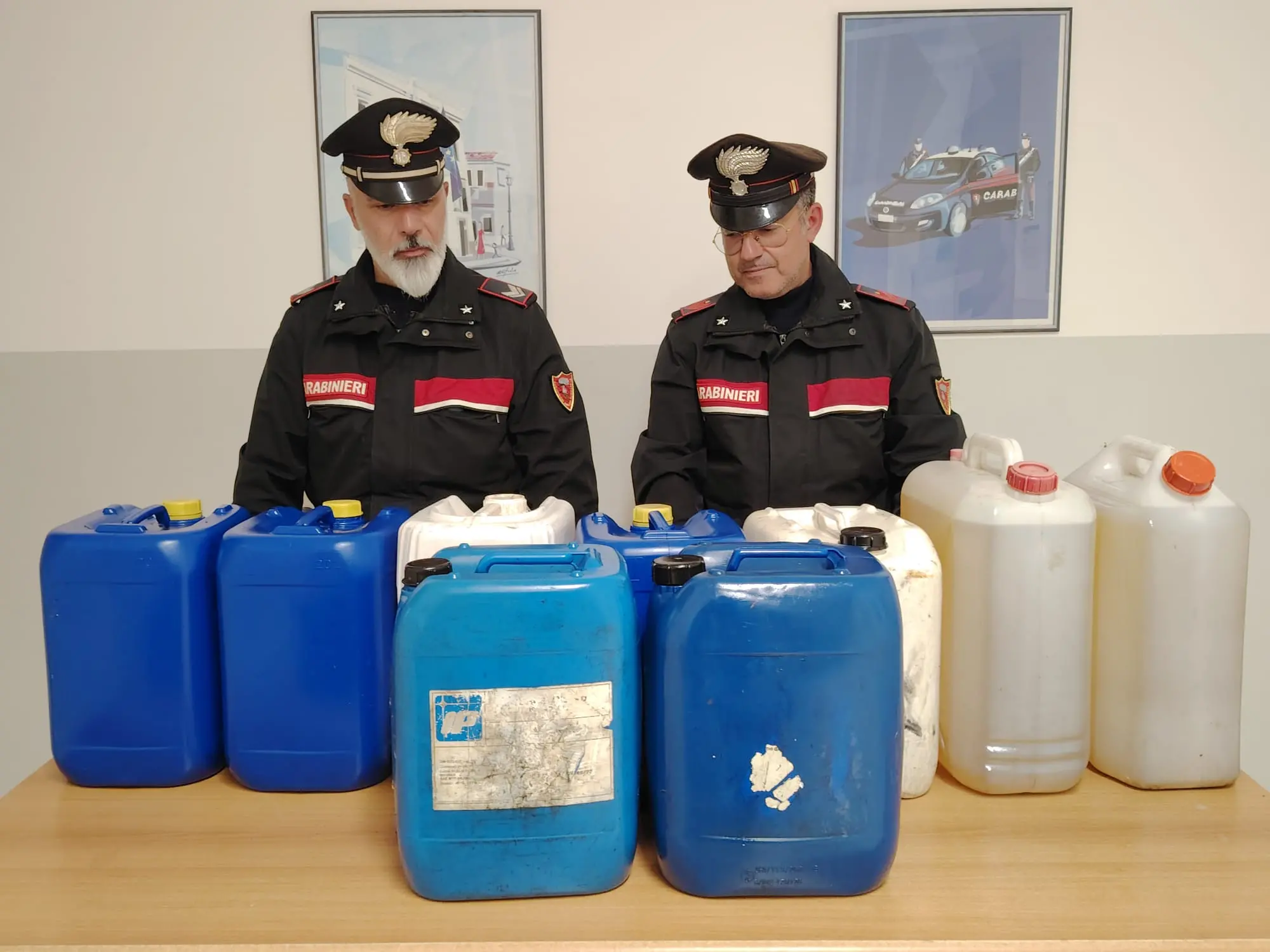 Simeri Crichi, in auto con 225 litri di gasolio: 49enne denunciato per furto aggravato\n