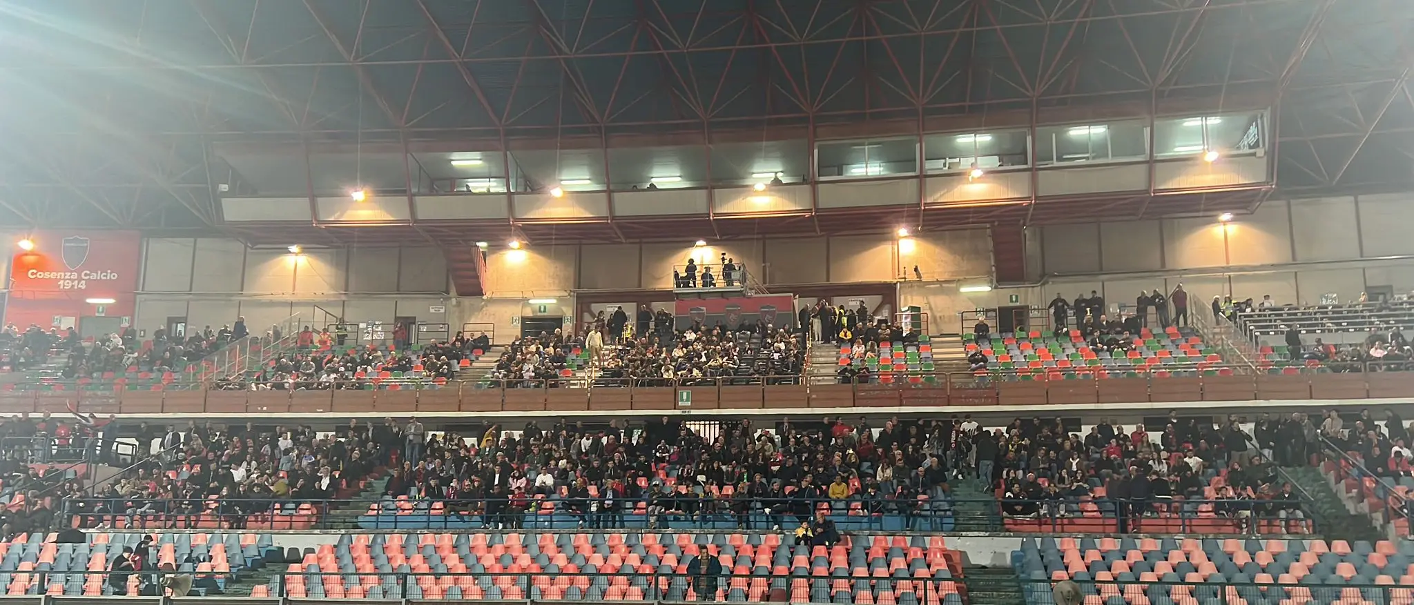 Guarascio e Scalise, poi il nulla. Conto alla rovescia per l’addio al Cosenza\n
