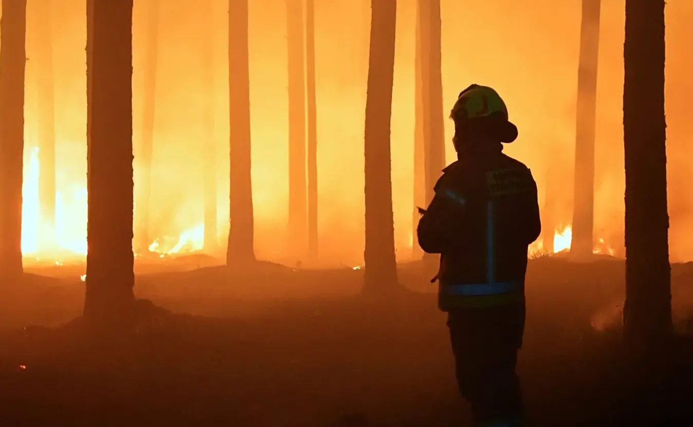 Estate ad alto rischio incendi, vertice a Cosenza in Prefettura: droni e prevenzione nel nuovo piano AIB\n