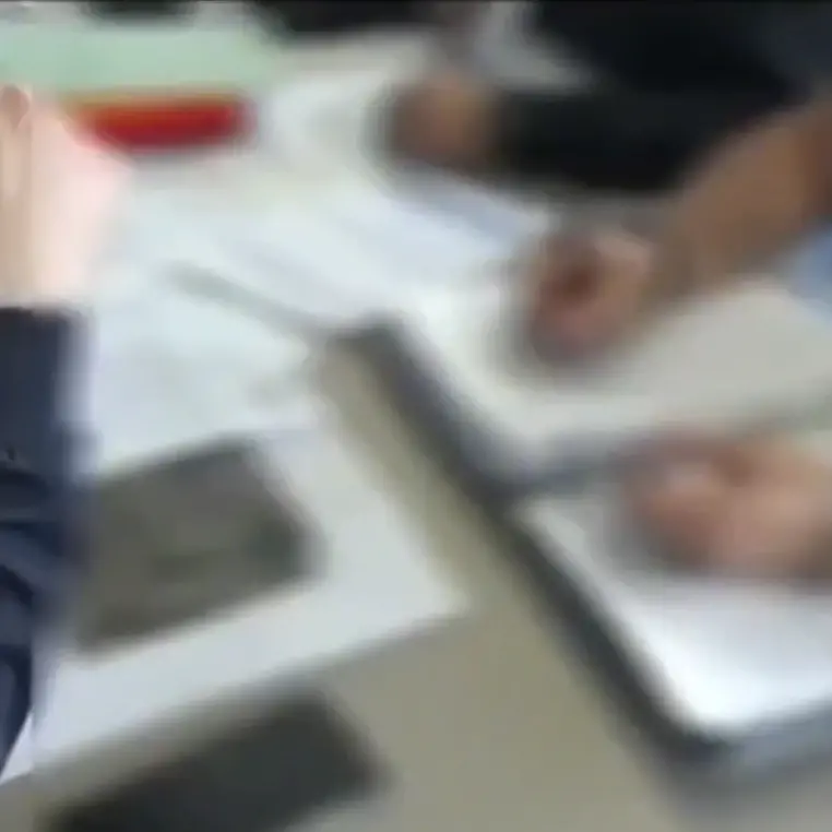 Case inesistenti e\u00A0denaro per avere\u00A0i documenti,\u00A0la fabbrica dei permessi di soggiorno: 93 indagati nel Crotonese –\u00A0NOMI\n