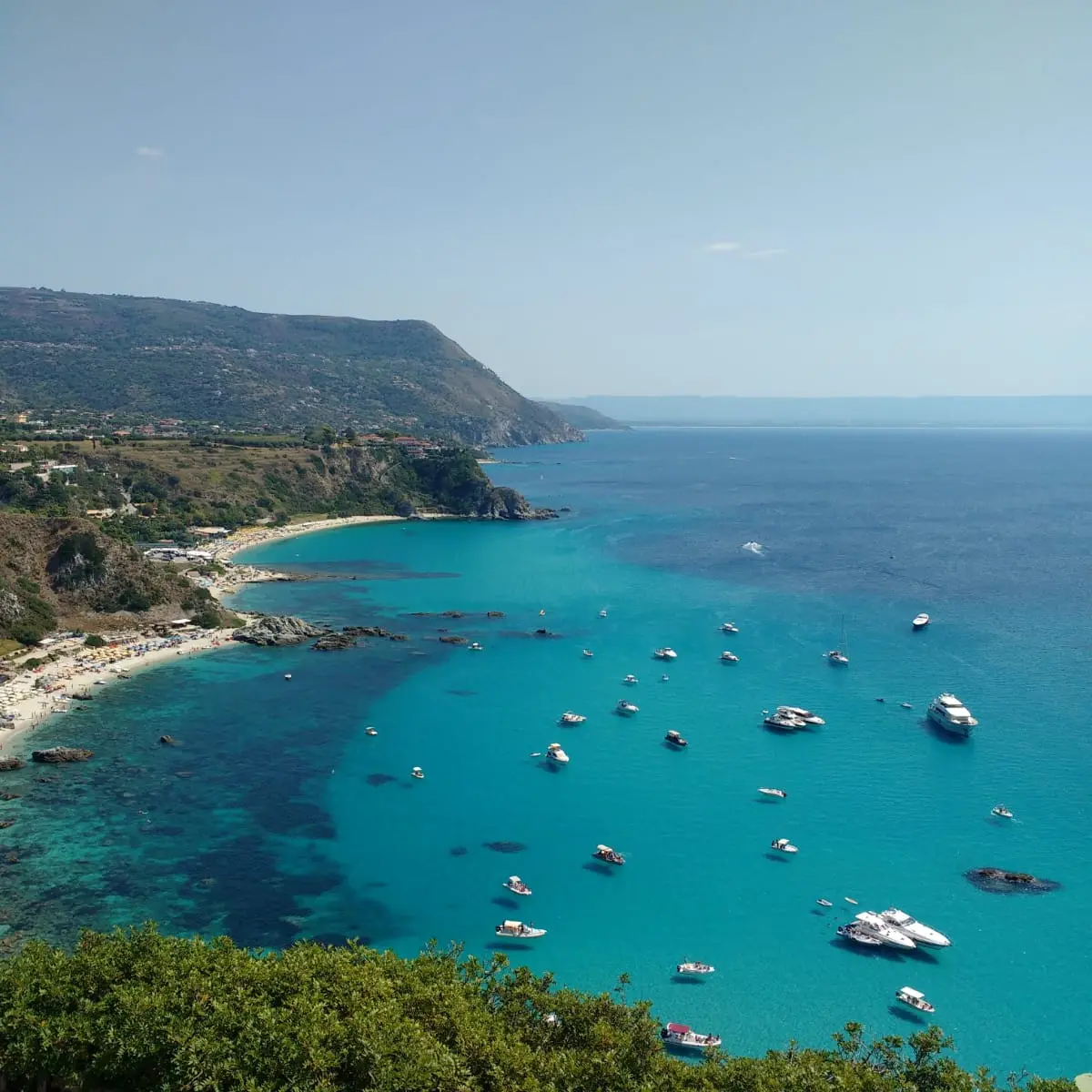 <p>Calabria tra le regioni con il mare più pulito d’Italia: tra le eccellenze brillano Tropea e Capo Vaticano</p>