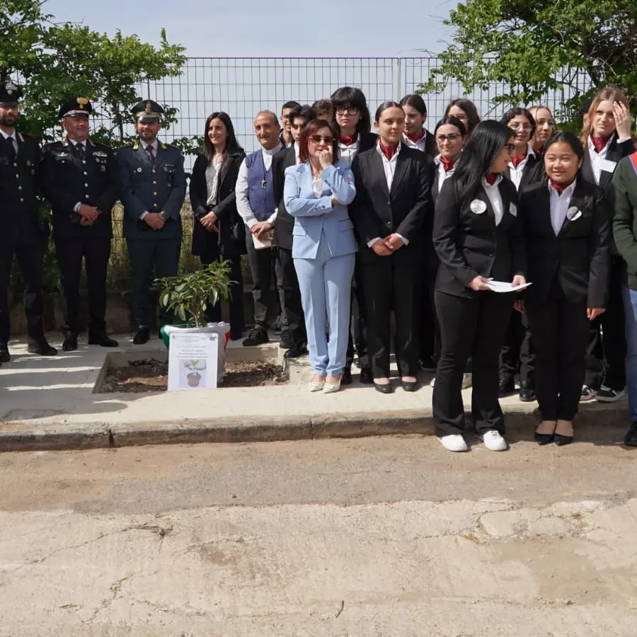 A Villa San Giovanni inaugurata area sportiva per Istituti Nostro e Trecroci\n