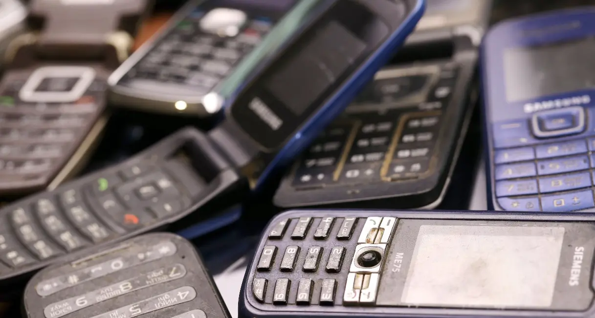 Delitto di Garlasco, la difesa di Sempio: «Quei video non potevano essere visti su un cellulare nel 2007»\n