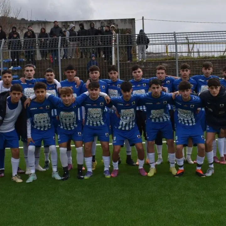 Asd Pizzo, la prima squadra raccoglie i cocci mentre la Juniores festeggia: parla il tecnico dei giovanissimi\n