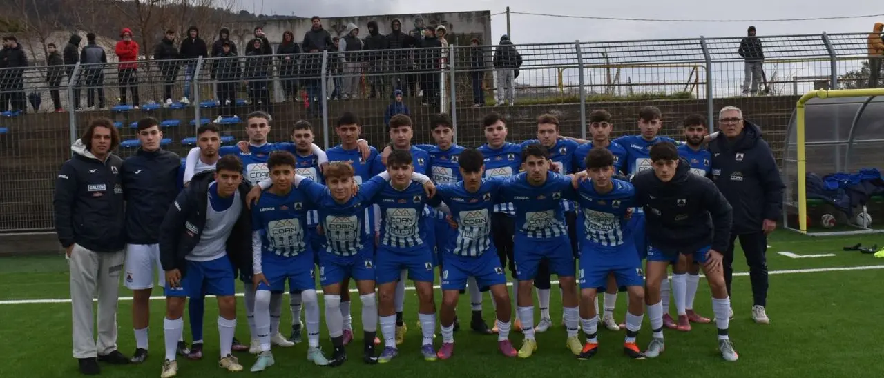 Asd Pizzo, la prima squadra raccoglie i cocci mentre la Juniores festeggia: parla il tecnico dei giovanissimi\n