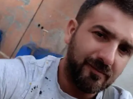 Operaio precipita dal tetto e muore, tragico incidente sul lavoro nel Reggino: avviate le indagini