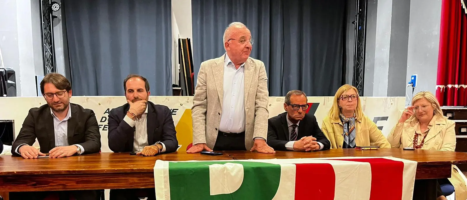 Sarracino a Reggio rilancia il centrosinistra: «Dal Sud può nascere l’alternativa a Meloni»\n