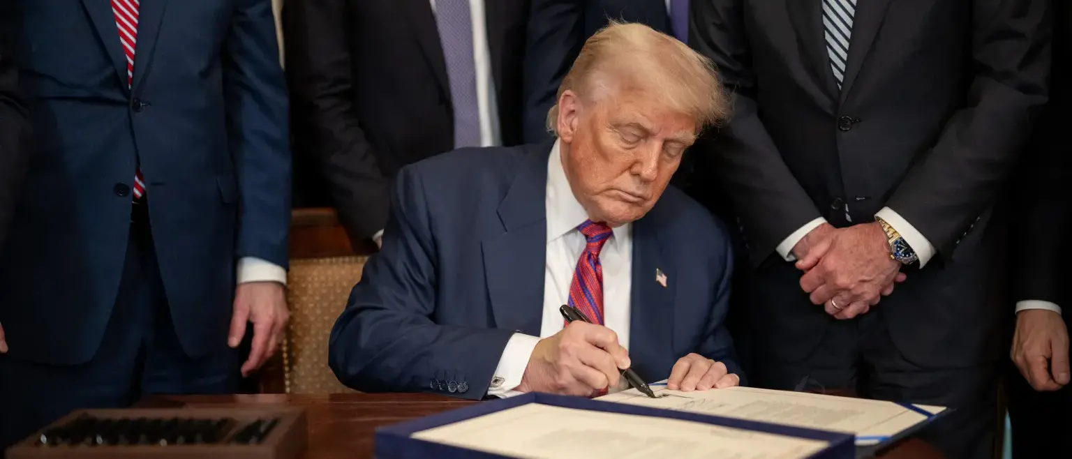 Dazi Usa bocciati dai giudici: Trump fermato ancora, illegittime le tariffe al 10% sulle importazioni\n