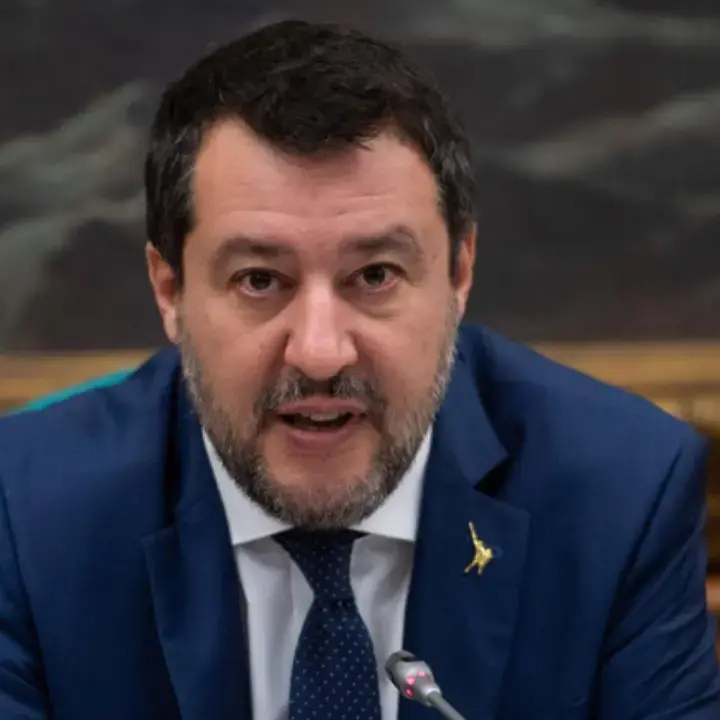 Salvini e i parlamentari morosi della Lega: «Pagate o siete fuori». Da Claudio Durigon ad Angelucci, ecco chi sono\n