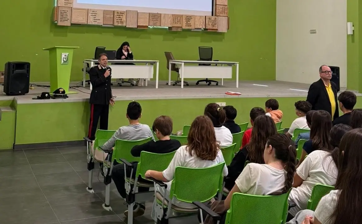 Campo Calabro, i carabinieri incontrano gli studenti\n