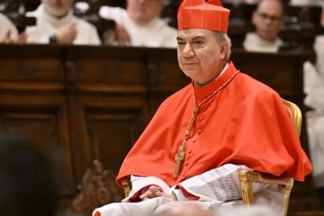 Papa Leone a Napoli, il grido dell’arcivescovo calabrese\u00A0Battaglia: «La camorra uccide anche senza sparare»\n