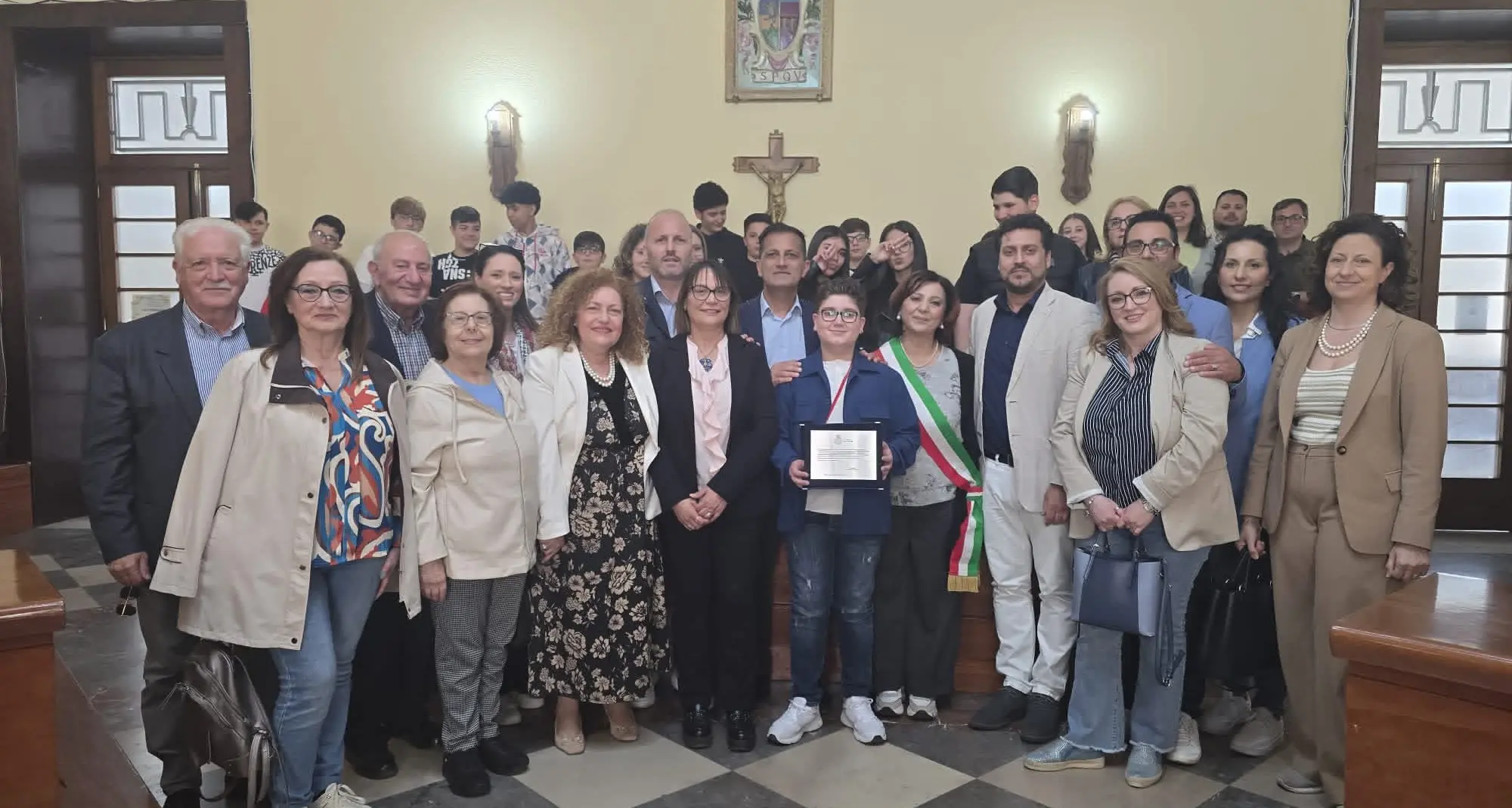 Il pianista 12enne\u00A0Samuele Barilaro premiato in Comune dopo\u00A0la vittoria a Berlino: «Orgoglio della città di Vibo»\u00A0\n