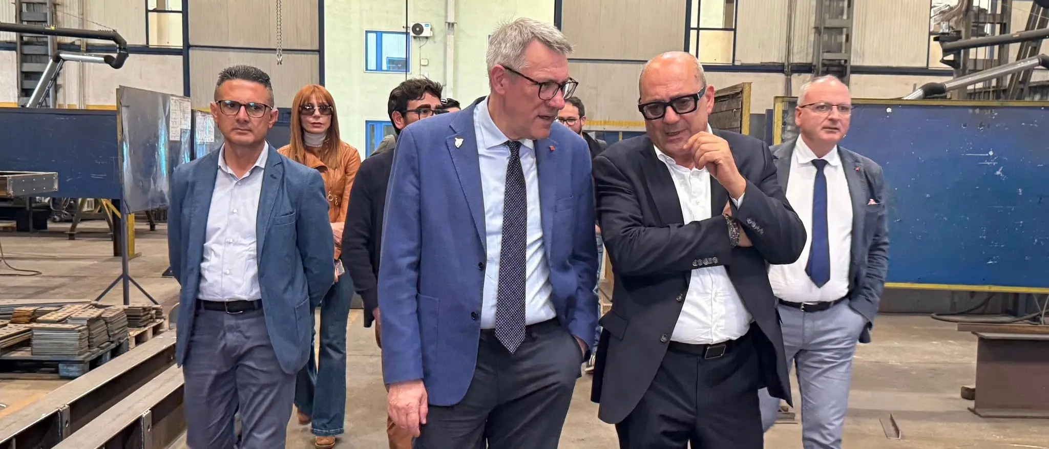 Landini a Vibo dopo le intimidazioni: «Qui la ’ndrangheta\u00A0attacca\u00A0la democrazia, la vostra battaglia\u00A0è la battaglia di tutti»\n