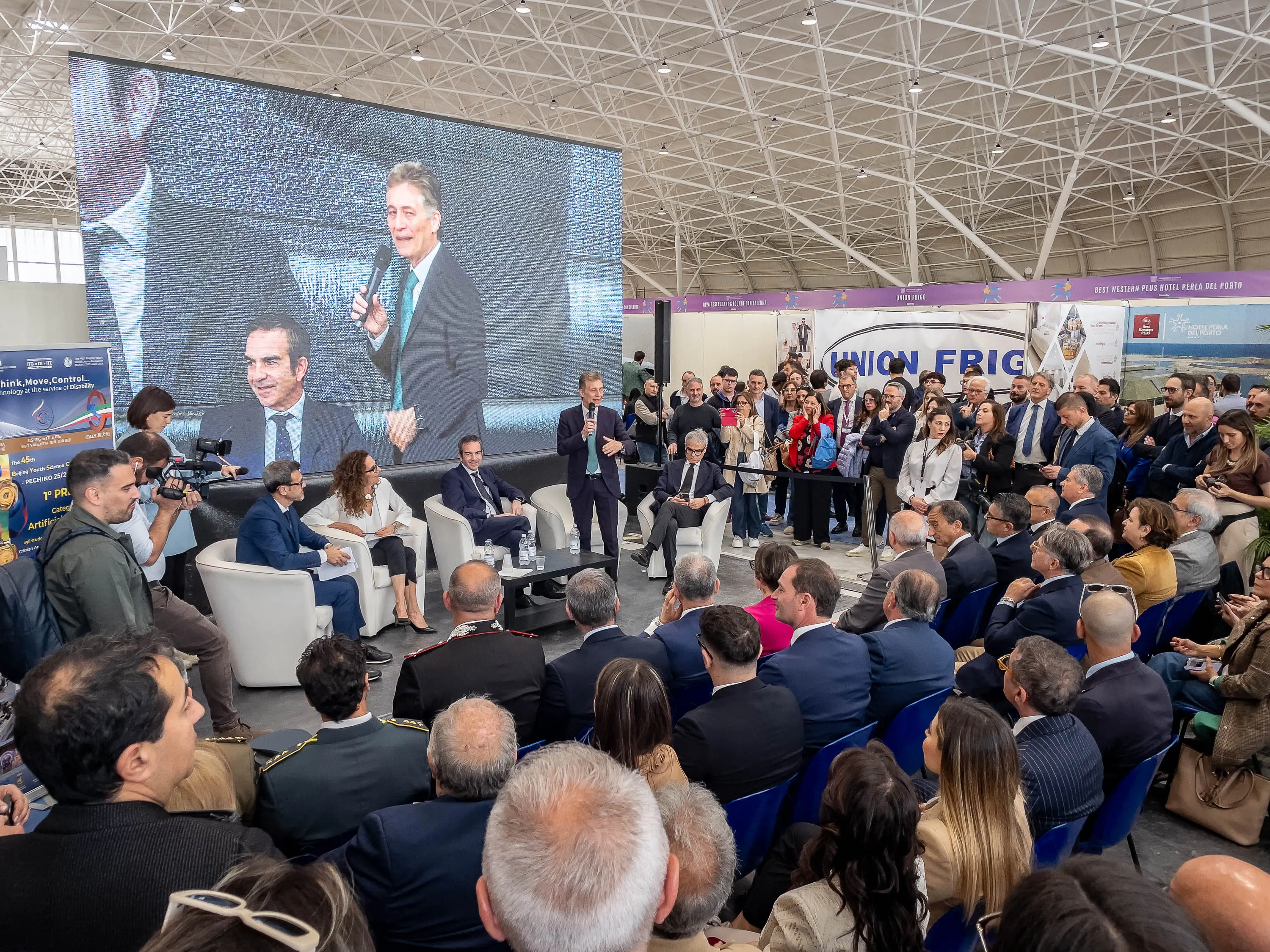 Career Day 2026: Catanzaro diventa la capitale del lavoro. Oltre 3.000 presenze al Polo “Colosimo”