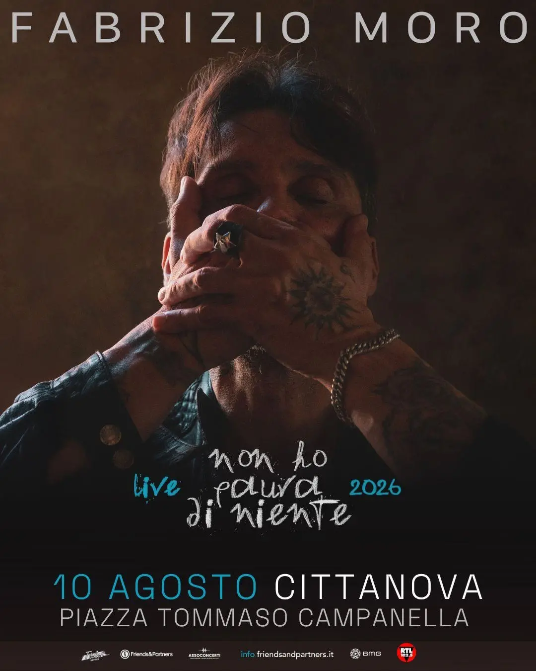 Fabrizio Moro accende l’estate di Cittanova: la voce di “Pensa” protagonista della XXV Festa Nazionale dello Stocco\n