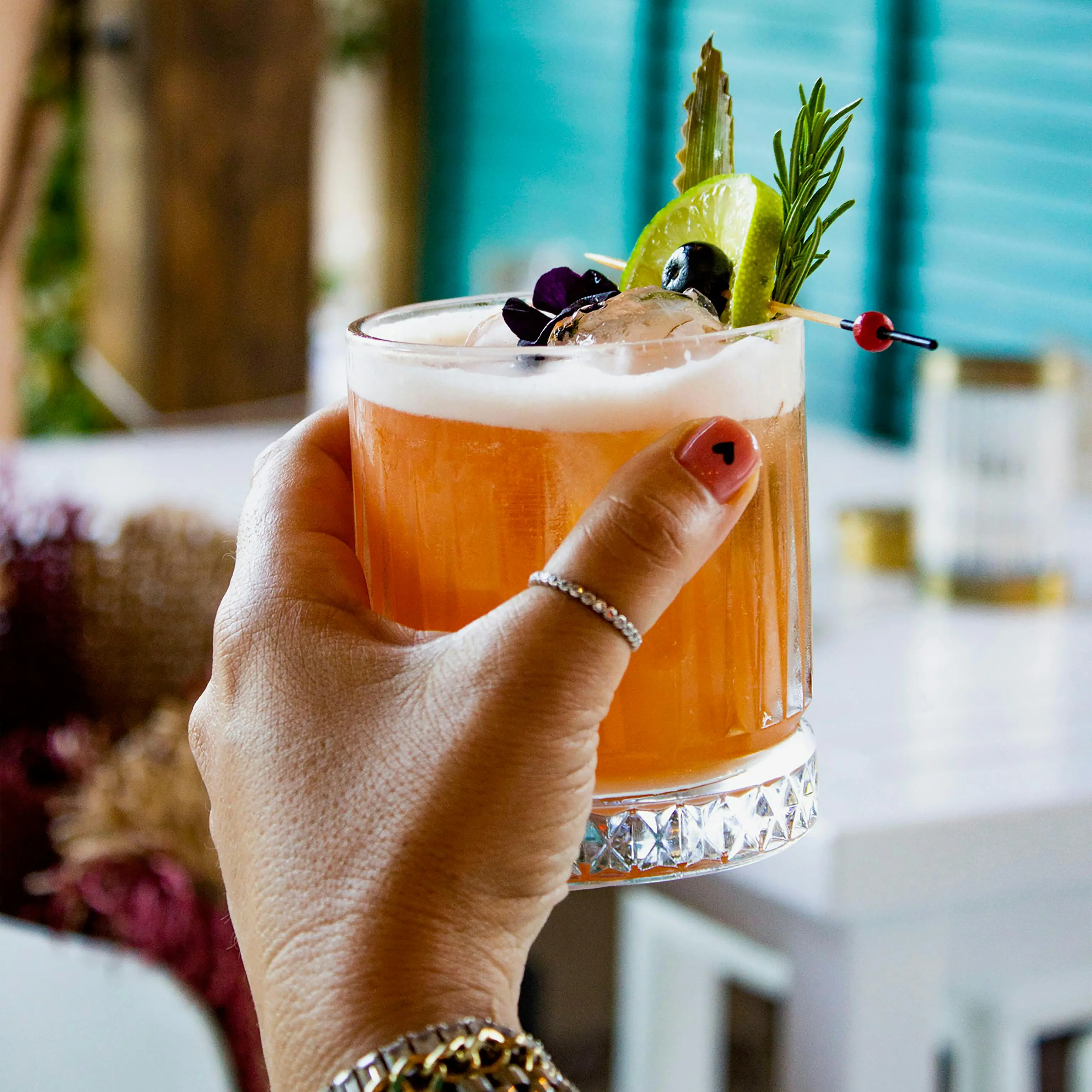 Torna Pollino Cocktail Camp: i guru della mixologia alla scoperta delle erbe aromatiche del Parco\n