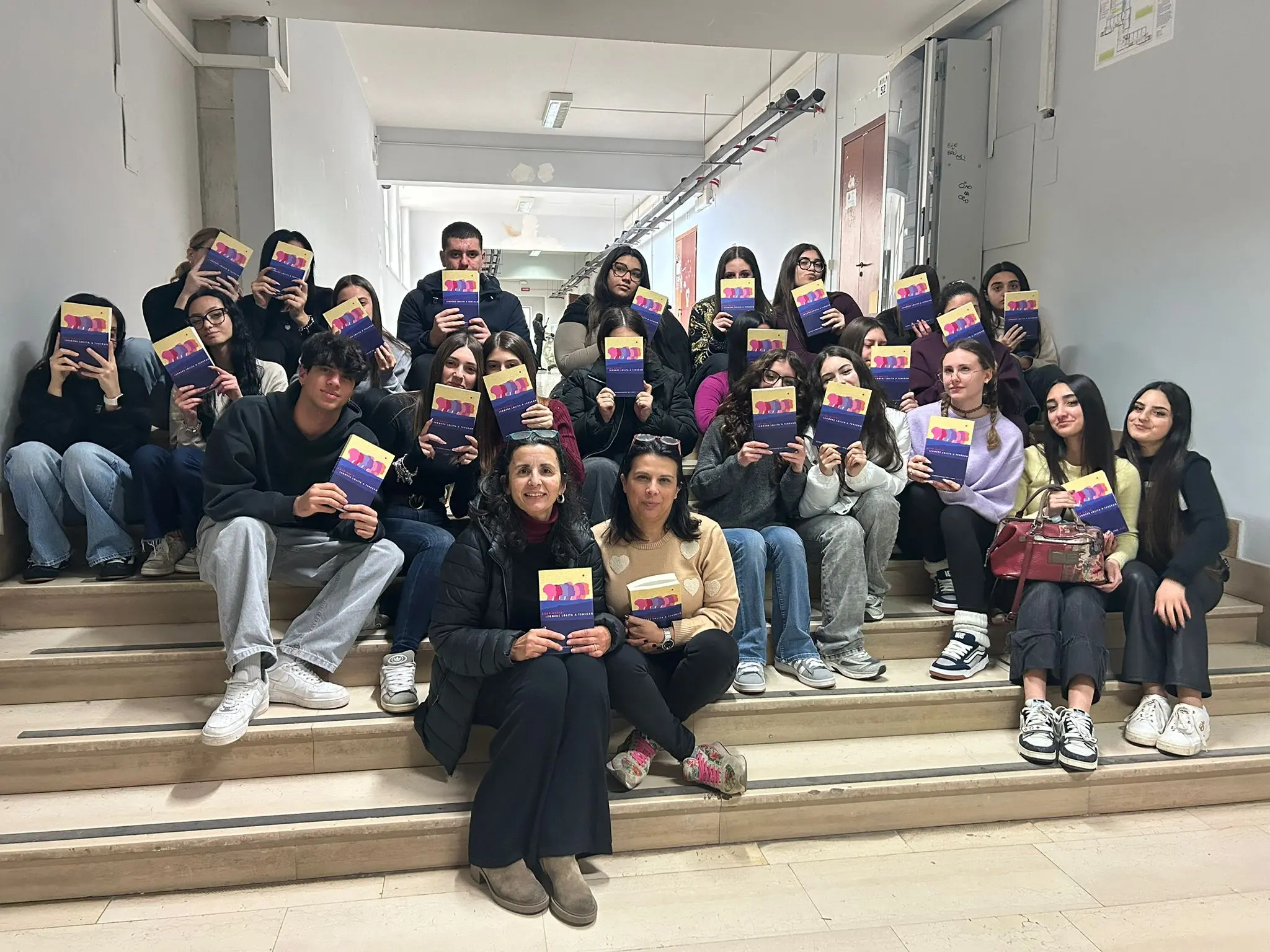 Dalla lettura alla cittadinanza attiva, gli studenti dell’“Einaudi-Alvaro” protagonisti del progetto nazionale del Salone di Torino\n