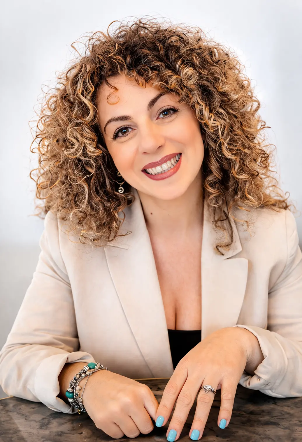 Dalle difficoltà quotidiane alla proposta politica, Simona Mafrici rilancia l’idea di uno Sportello Famiglia per Reggio\n