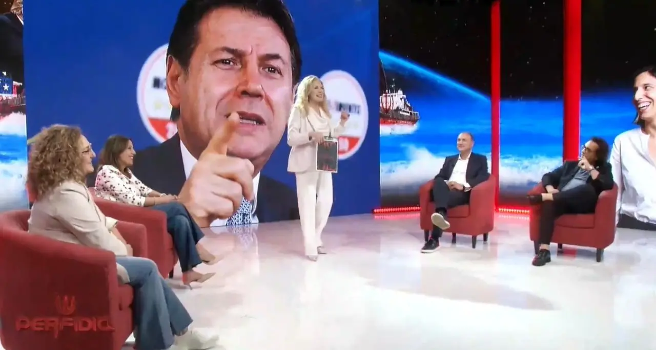A Perfidia il grande sconcerto della politica italiana dove niente è come sembra\n