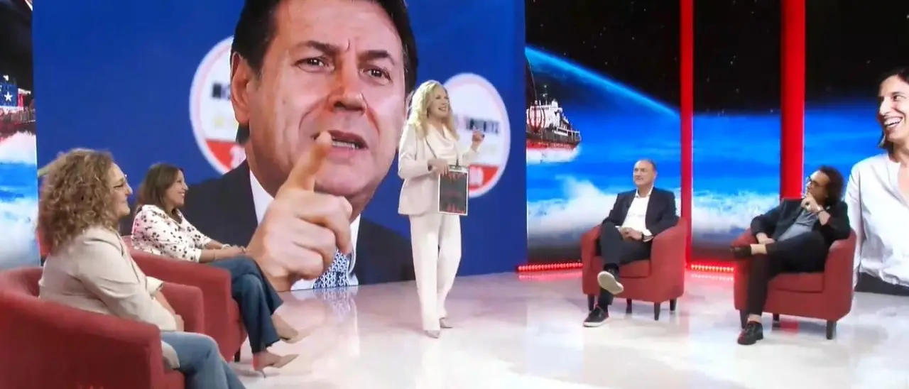 A Perfidia il grande sconcerto della politica italiana dove niente è come sembra\n